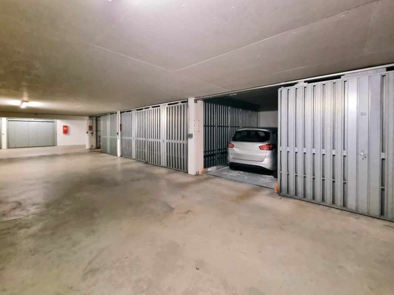 Teifgaragenplatz Seitenansicht Teifgaragenplatz Seitenansicht