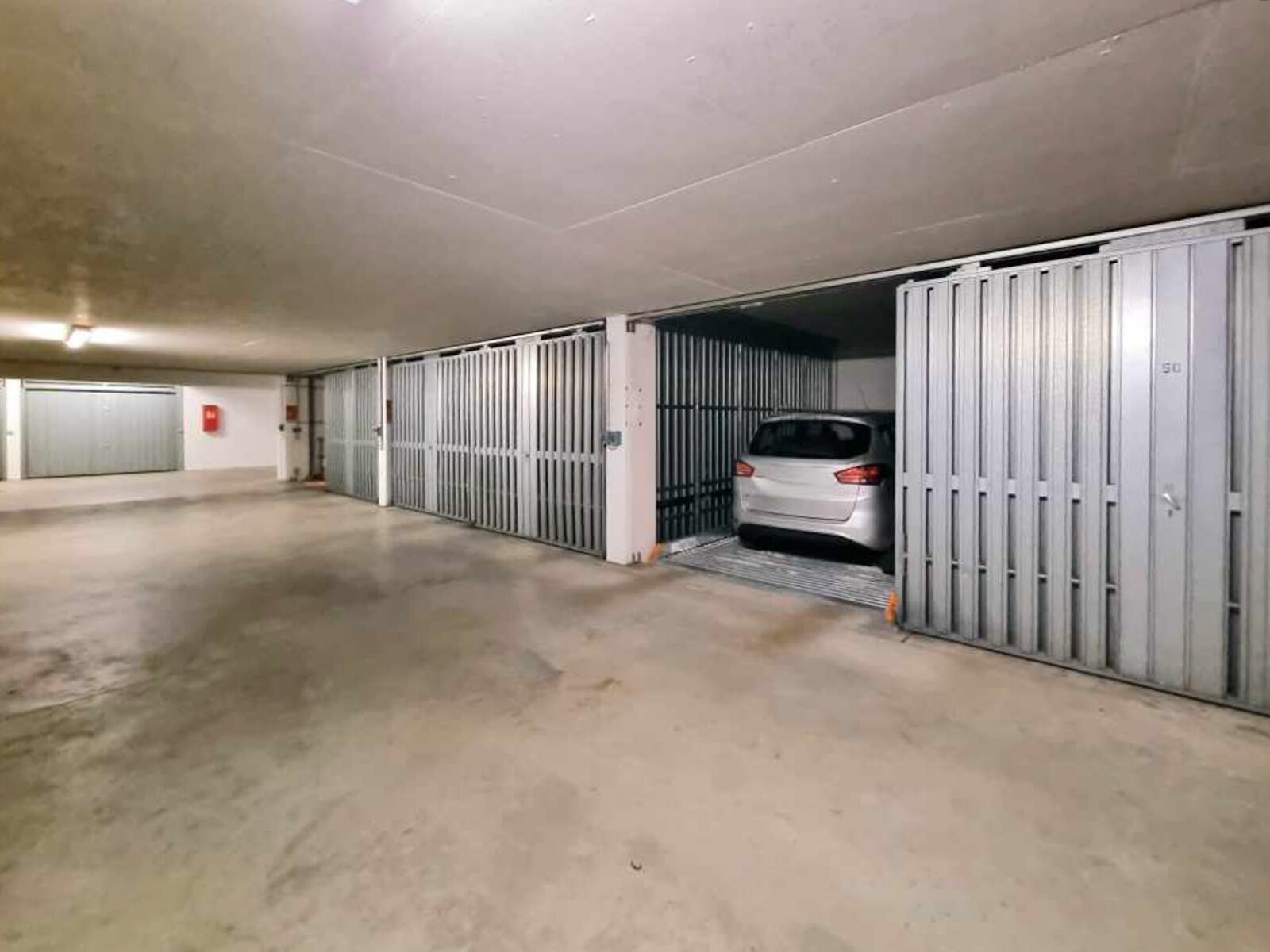 Teifgaragenplatz Seitenansicht Teifgaragenplatz Seitenansicht