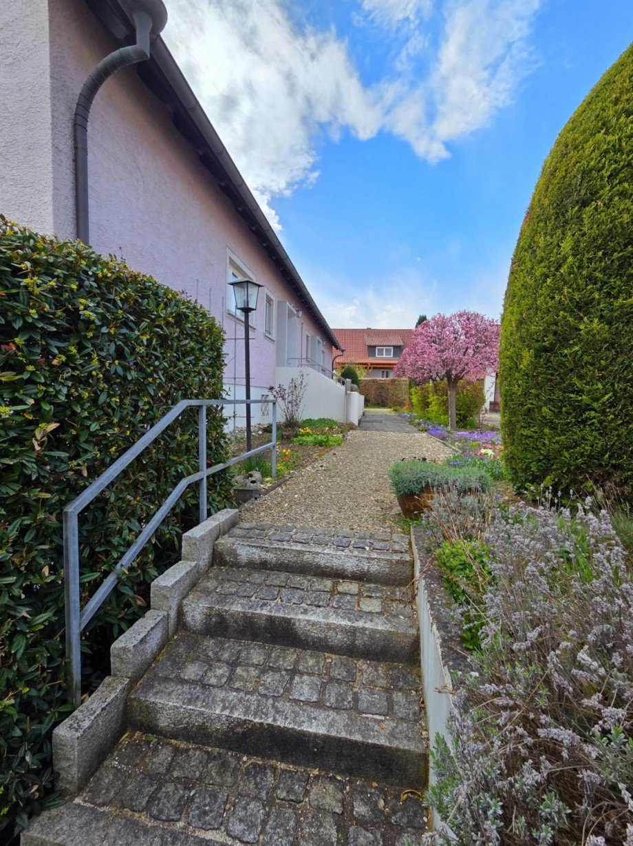 Zugang zum Haus Doppelhaush�lfte Schelklingen