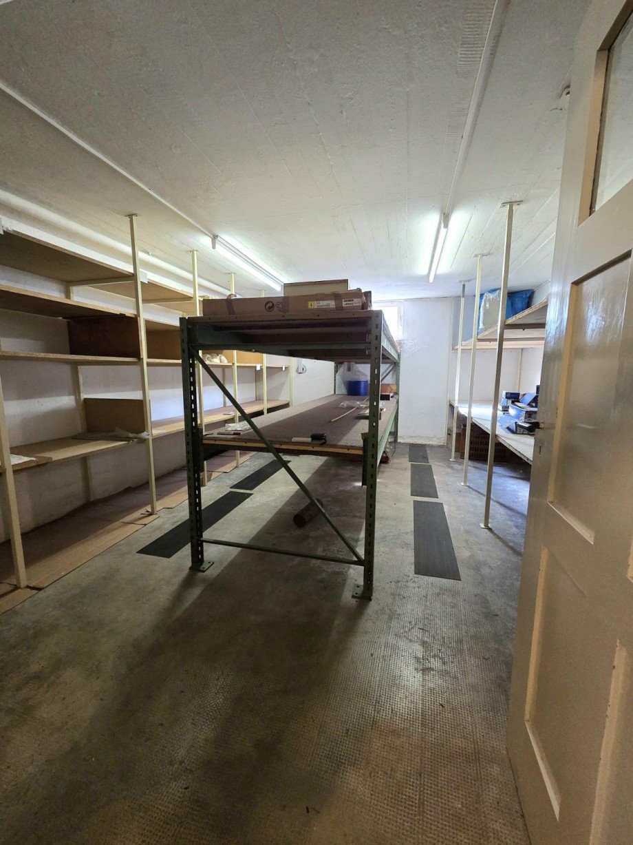 Kellerraum Doppelhaush�lfte Schelklingen